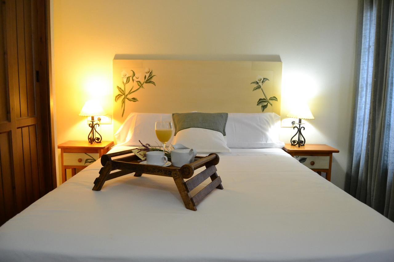 Hostal Toribio Galaroza Εξωτερικό φωτογραφία